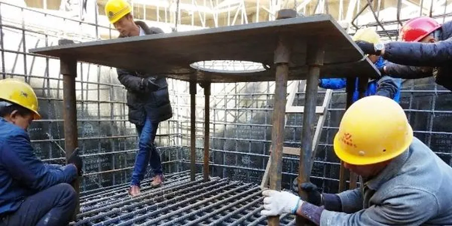 Base isolation seismic design — El Paso