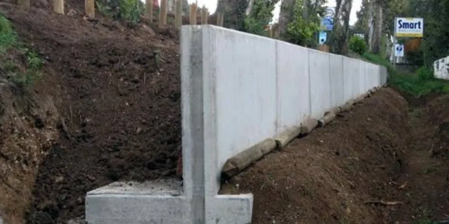 Retaining Wall Design in El Paso: Soil, Slope, and Structural Stability